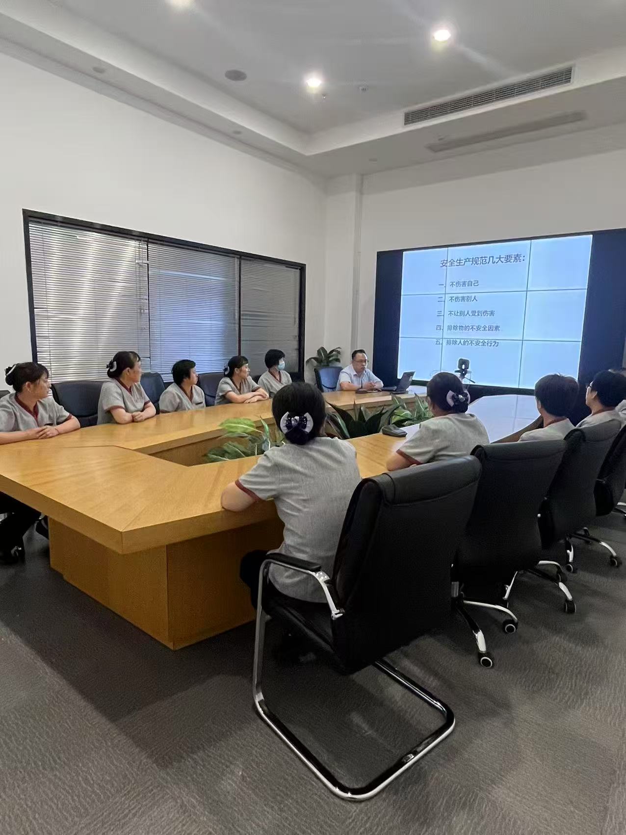 人人講安全，個個會應急——建華文創集團扎實開展“安全生產月”系列活動