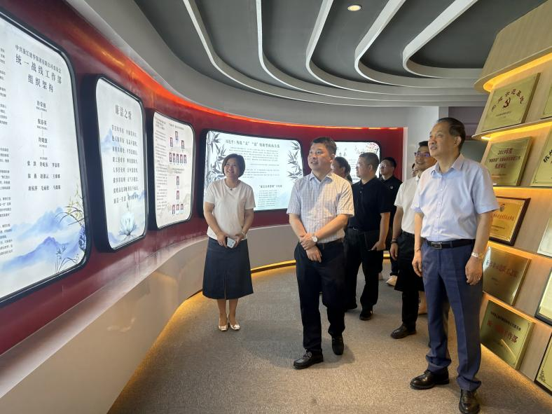 區(qū)領(lǐng)導調(diào)研集團兩新黨建工作