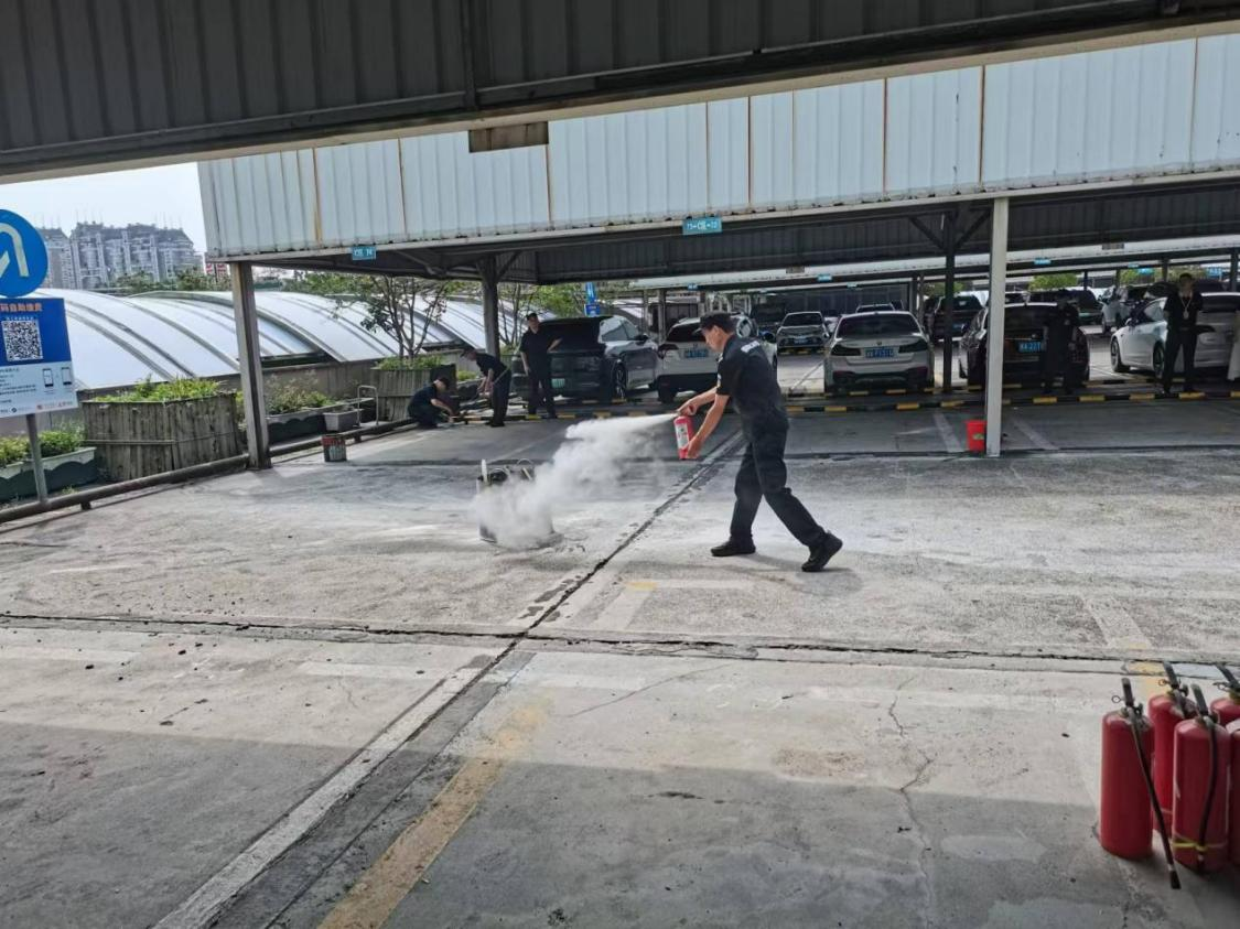 安全生產管理辦公室開展消防實操考核