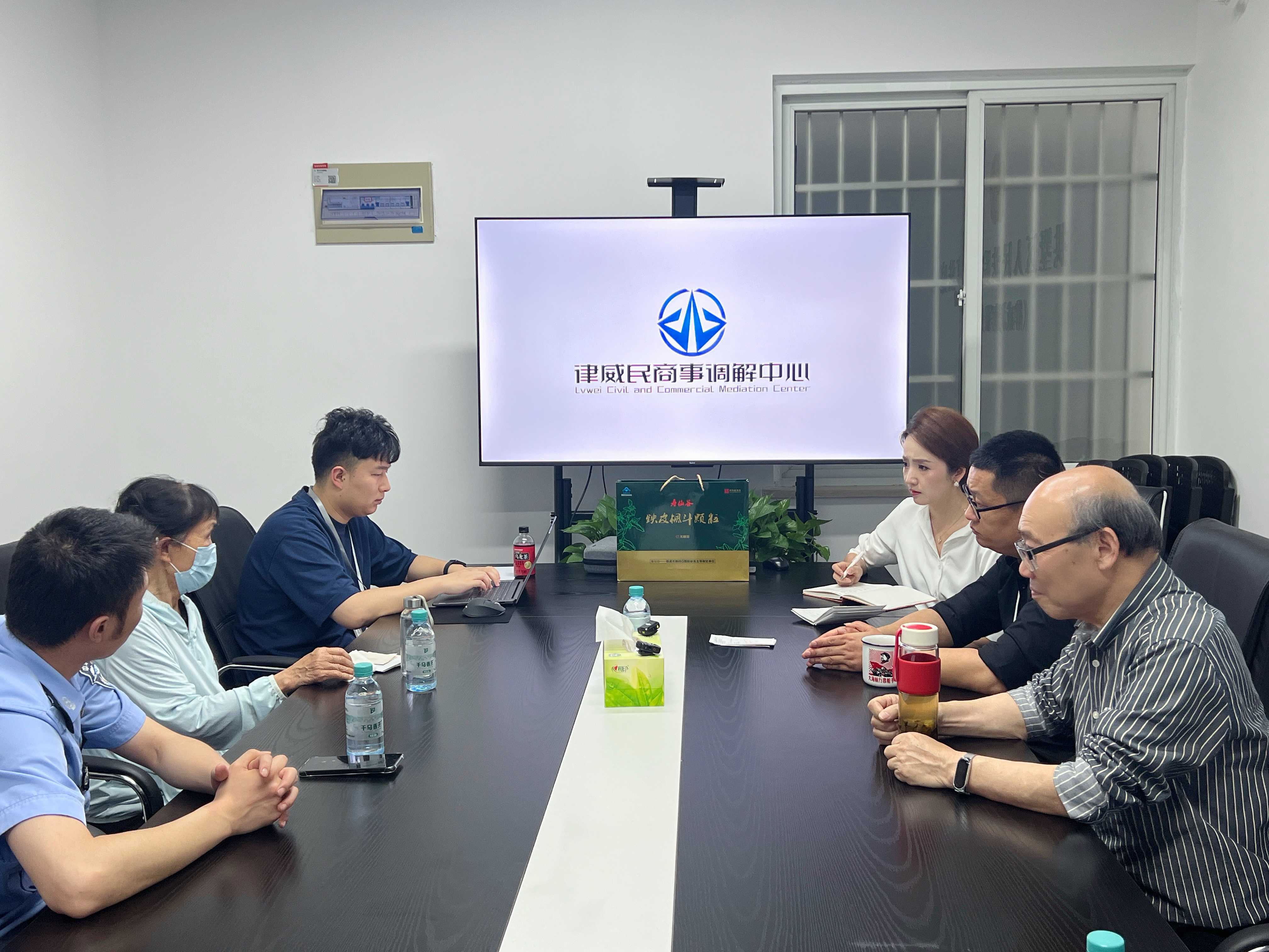 多方協作化干戈 法律溫情解心結