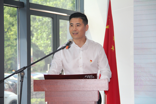 20190528黨建  引領(lǐng)文創(chuàng)新風(fēng)尚——“上塘黨建紅盟匯”杭州建華文創(chuàng)集團(tuán)專(zhuān)場(chǎng)主題活動(dòng)圓滿落幕 (3).jpg